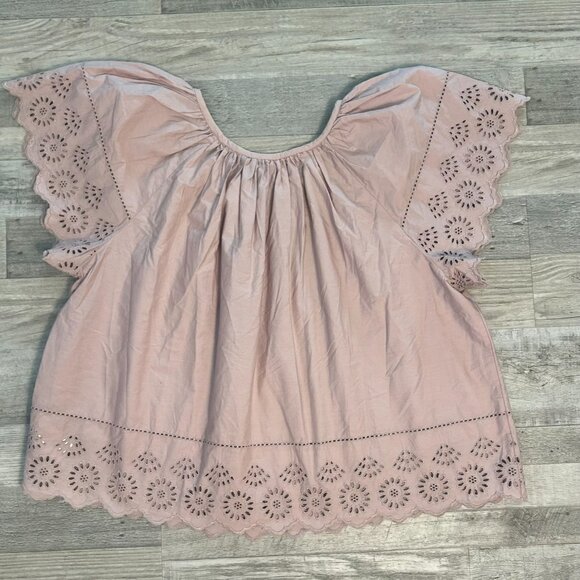Gap NWT Dusty Pink Eyelet Lace Flutter Sleeve Top F15 - Picture 3 of 6